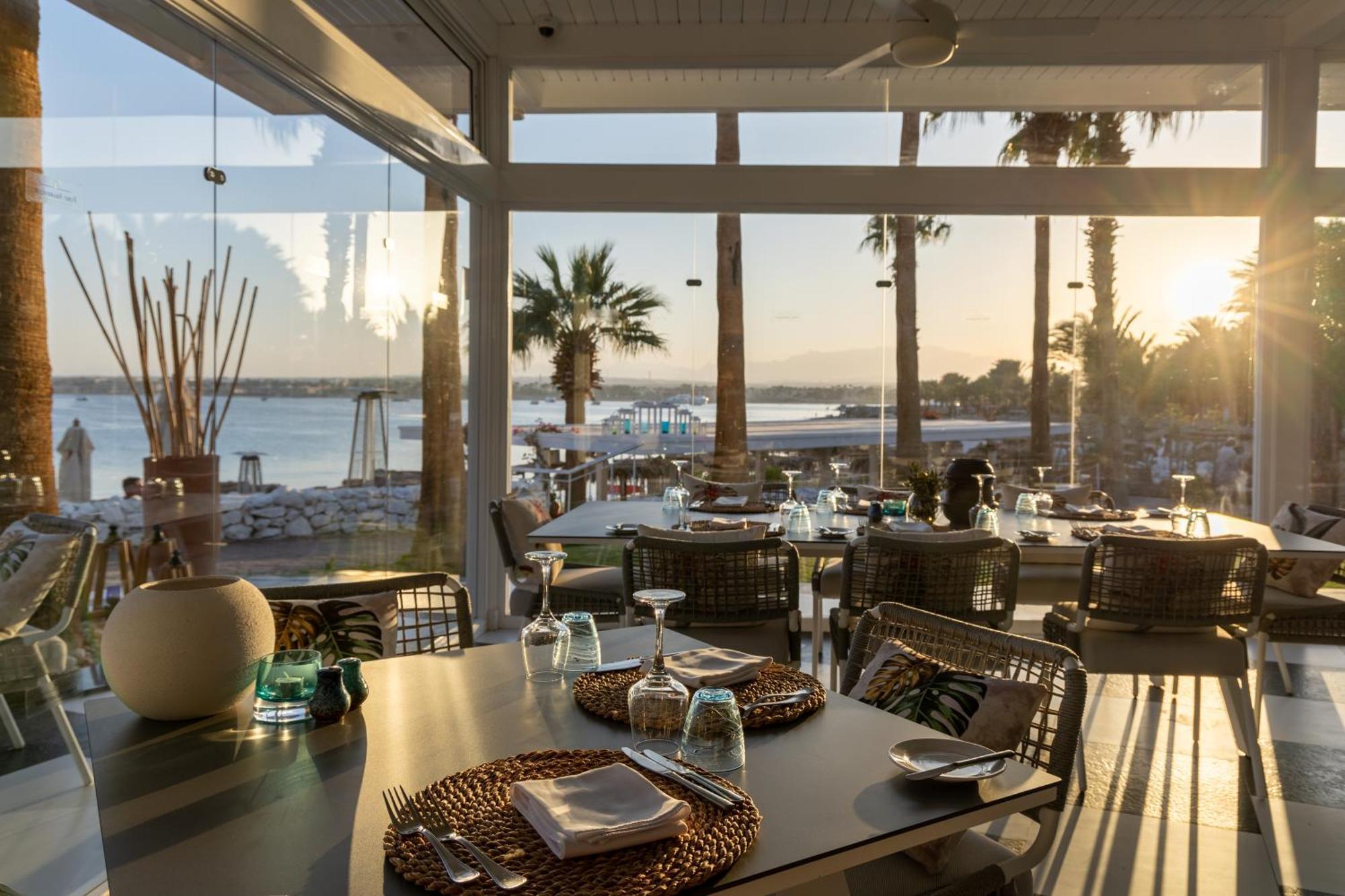 Arabesque Resort, & 4* Hurgada